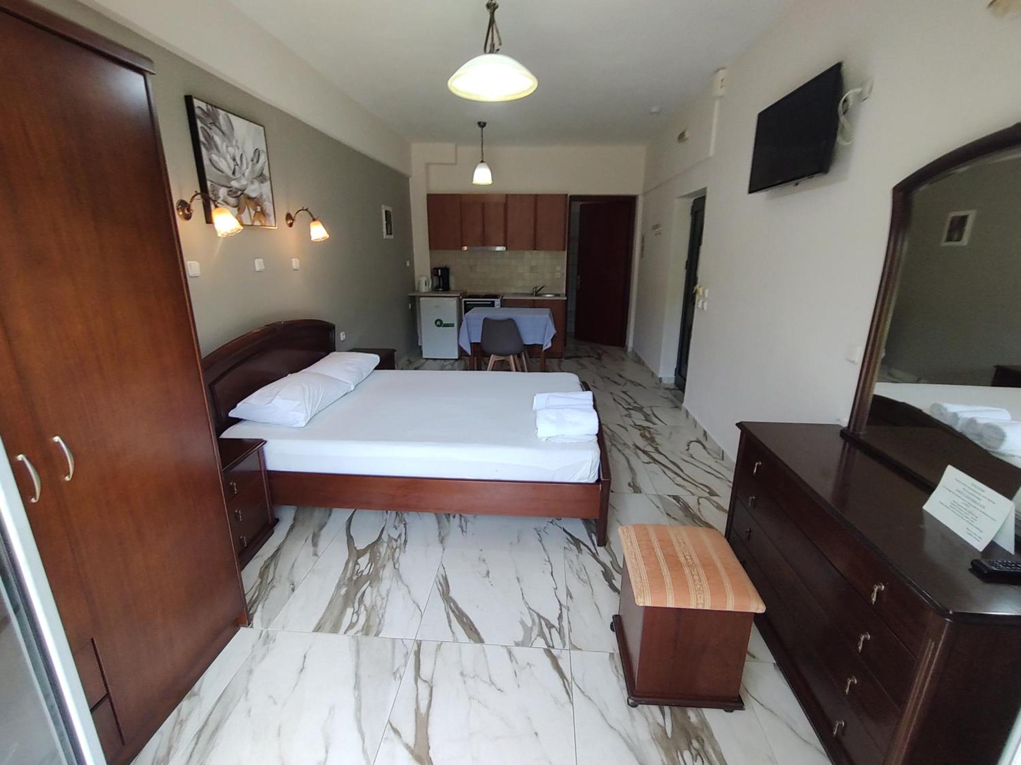 Dimas V House Aparthotel Parga Bagian luar foto