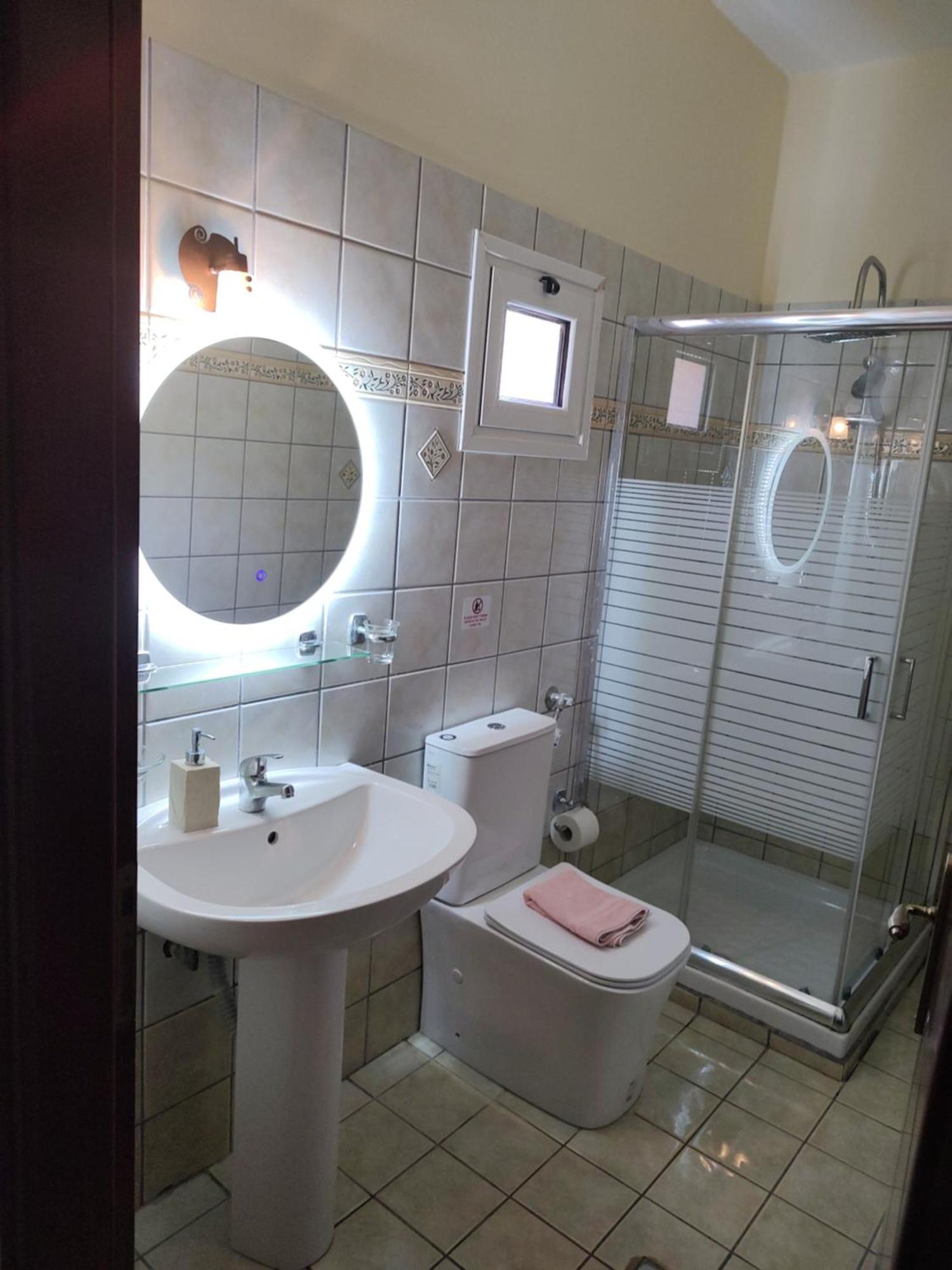 Dimas V House Aparthotel Parga Bagian luar foto